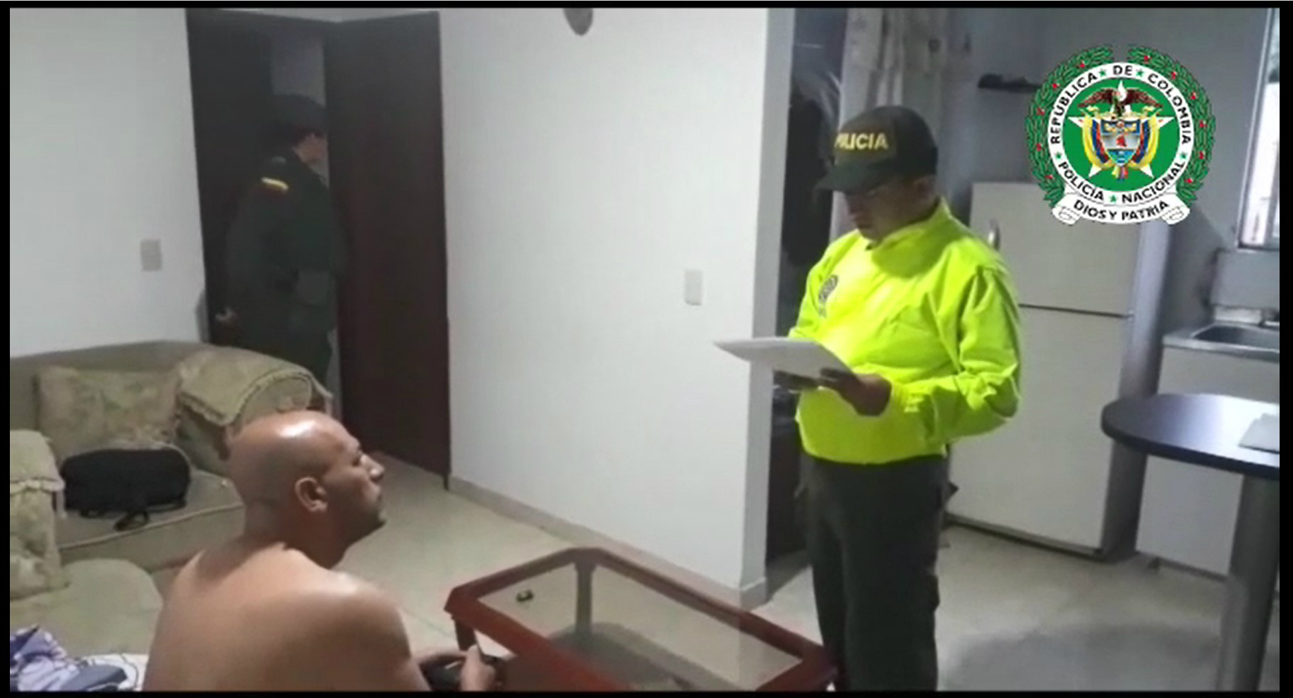 Clan-familiar-ingresaron-al-país-más-1200.000.000-millones-de-pesos Clan-familiar-ingresaron-al-país-más-1200.000.000-millones-de-pesos