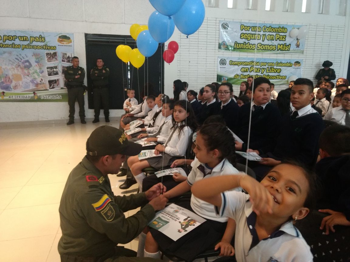 El señor-Director-de-Antinarcóticos-clausura-el-programa-de-prevención  El señor-Director-de-Antinarcóticos-clausura-el-programa-de-prevención