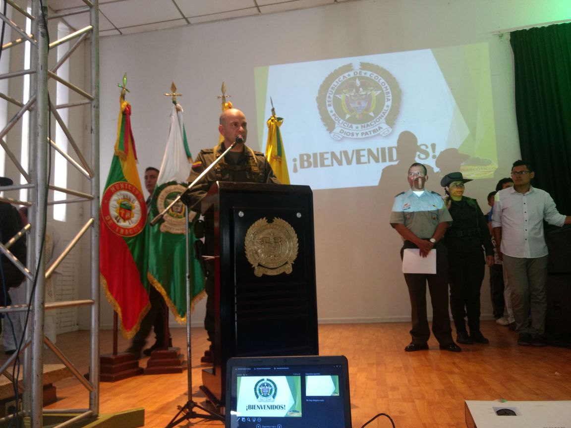 El señor-Director-de-Antinarcóticos-clausura-el-programa-de-prevención  El señor-Director-de-Antinarcóticos-clausura-el-programa-de-prevención