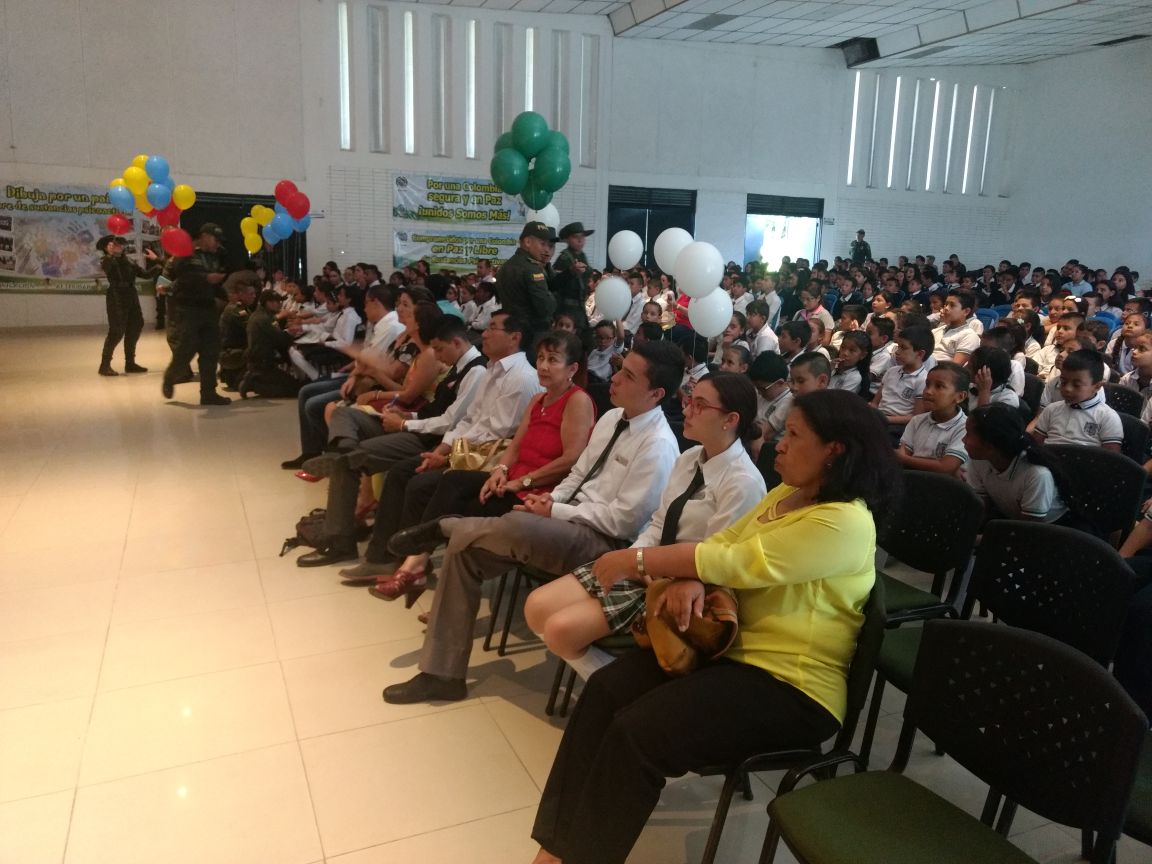 El señor-Director-de-Antinarcóticos-clausura-el-programa-de-prevención  El señor-Director-de-Antinarcóticos-clausura-el-programa-de-prevención