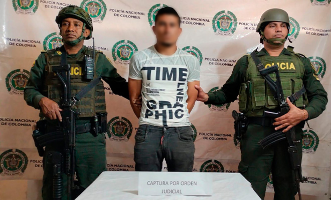 Policía captura en Rosas a hombre condenado por porte ilegal de armas de fuego Cuando se estaba realizando verificación de antecedentes se constato que estaba condenado por el delito de porte ilegal de armas de fuego y municiones