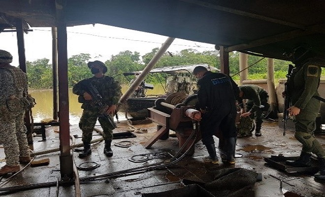 Continua la lucha frontal contra la minería ilegal en el Chocó Continua la lucha frontal contra la minería ilegal en el Chocó