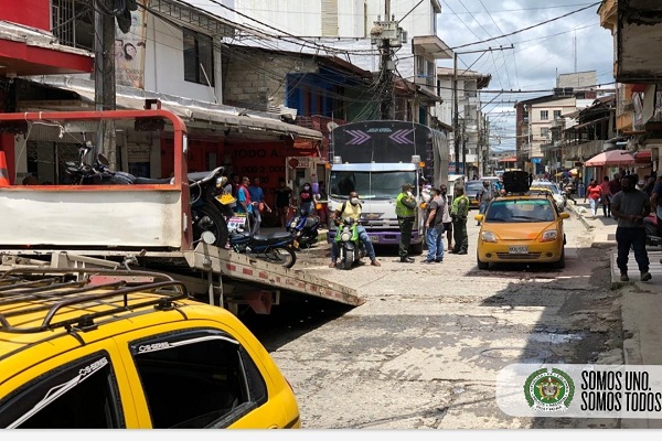 Continuamos con estrictos controles al pico y cédula  Continuamos-con-estrictos-controles-al-pico-y-cédula