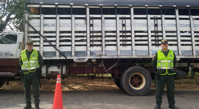 contra el abigeato-en el Meta-policía