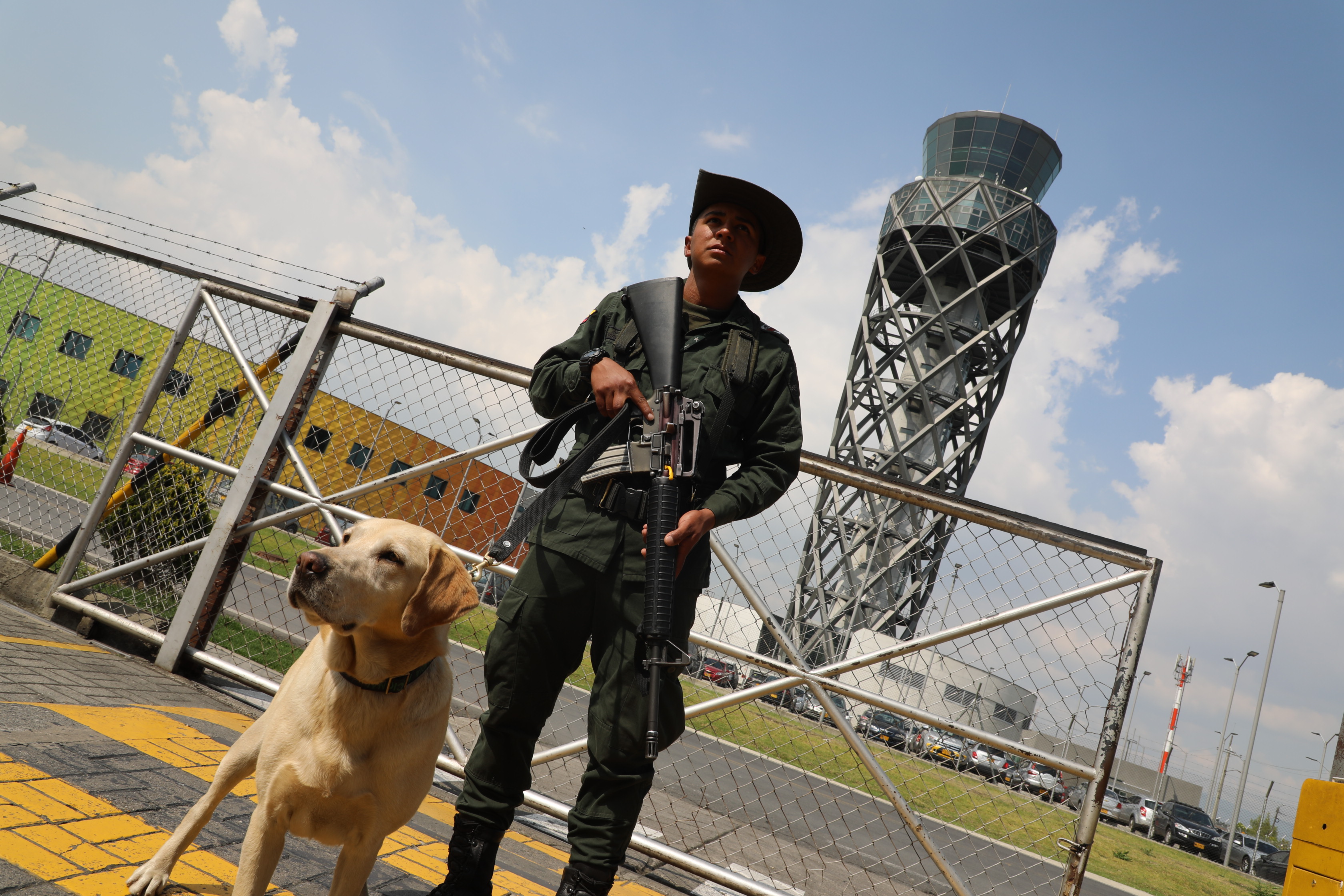 onvocatorias-para-ingresar-a-la-institución-como-Auxiliar-de-Policía onvocatorias-para-ingresar-a-la-institución-como-Auxiliar-de-Policía