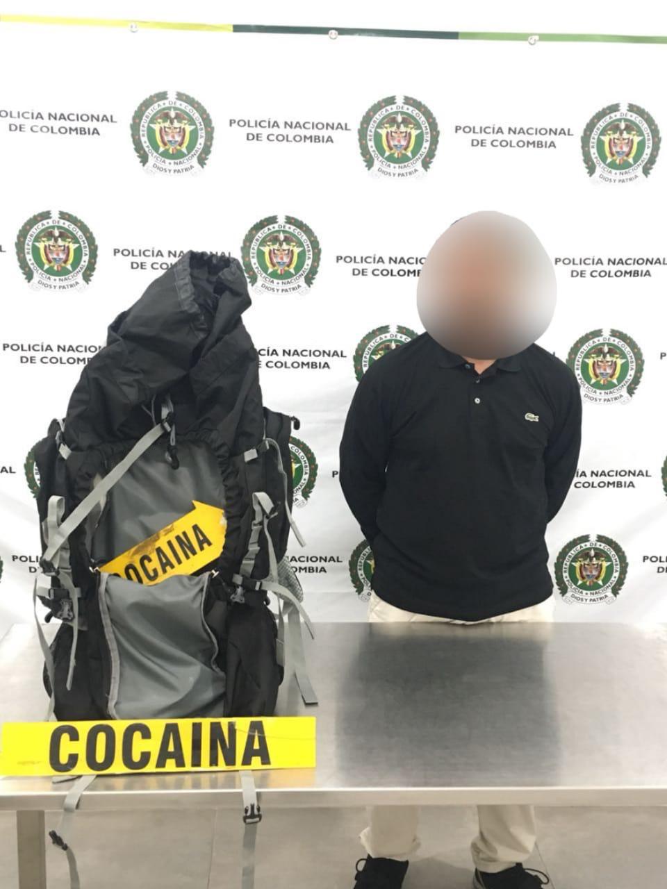 Capturamos-a-cuatro-personas-cuando- intentaban-llevar-cocaína-a-Madrid-España Capturamos-a-cuatro-personas-cuando- intentaban-llevar-cocaína-a-Madrid-España