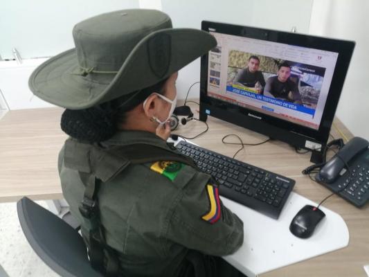 De regreso a clases con mi Policía De-regreso-a-clases-con-mi-Policía