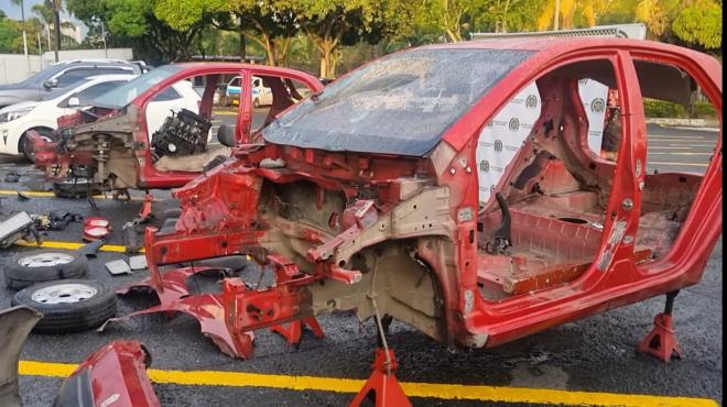 Los capturados desarmaban vehículos hurtados en menos de cuatro horas.   Los capturados desarmaban vehículos hurtados en menos de cuatro horas.