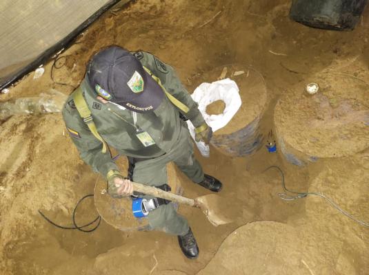 Destruido laboratorio para el procesamiento de clorhidrato de cocaína Destruido laboratorio para el procesamiento de clorhidrato de cocaína
