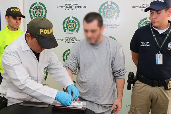 Deportado de Estados Unidos ex cabecilla de las autodefensas conocido como ‘H.H.’ Deportado de Estados Unidos ex cabecilla de las autodefensas conocido como ‘H.H.’