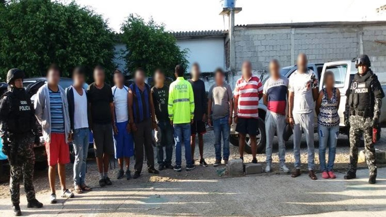 Incautamos 1.9 toneladas de cocaína gracias al intercambio de información Incautamos 1.9 toneladas de cocaína gracias al intercambio de información