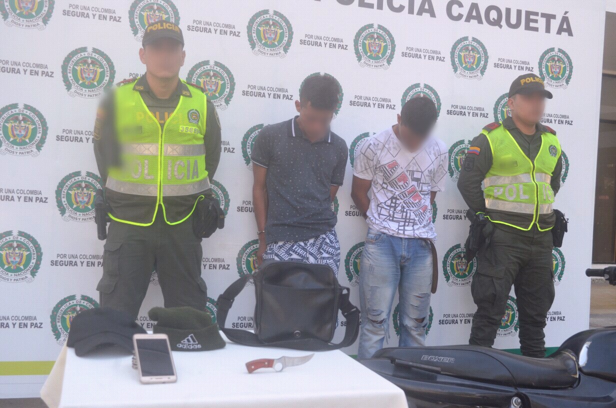 Contundentes contra el hurto dos-capturados-por-hurto-de-celular-e-incautacion-de-arma-blanca