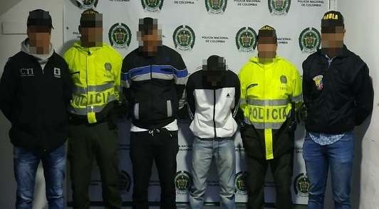 se hallaban en una fiesta l momento de su detención  Capturados por extorsión agravada en concurso homogéneo sucesivo