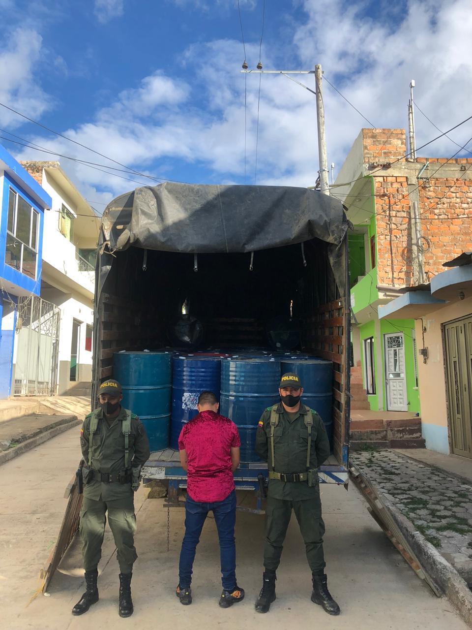 Más-de-dos-toneladas-de-sustancias-químicas-incautadas-y -una-persona-capturada-en-sur-del-país Más-de-dos-toneladas-de-sustancias-químicas-incautadas-y -una-persona-capturada-en-sur-del-país