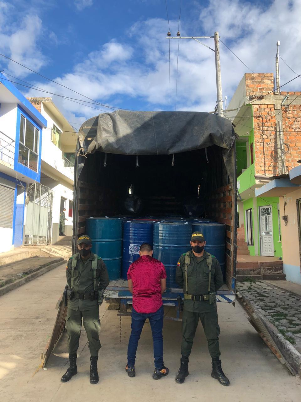 Más-de-dos-toneladas-de-sustancias-químicas-incautadas-y -una-persona-capturada-en-sur-del-país Más-de-dos-toneladas-de-sustancias-químicas-incautadas-y -una-persona-capturada-en-sur-del-país