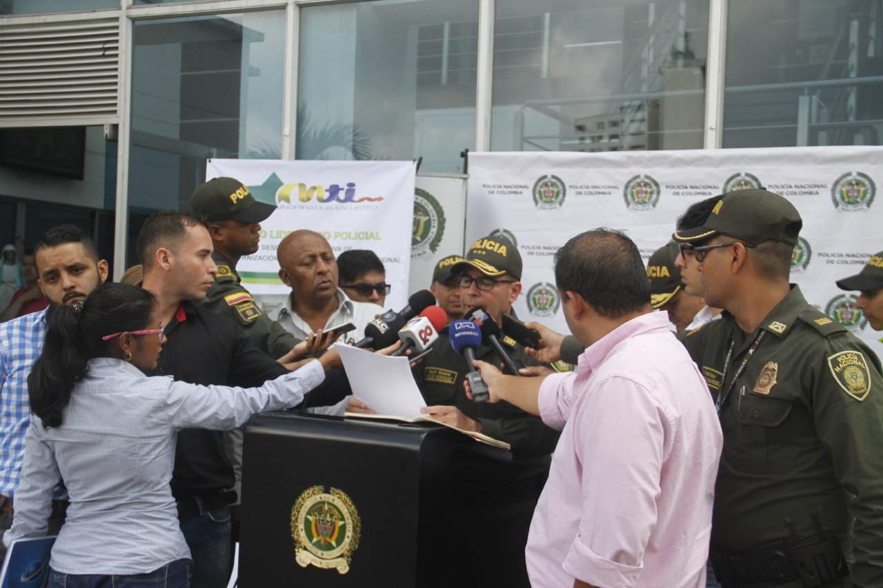 Iniciativa para fortalecer seguridad en Cali Estrategia basada en el Proceso de Modernización y Transformación Institucional