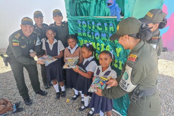 El Grupo de Infancia y Adolescencia se desplazó hasta el corregimiento de Guacoche dónde compartió con los habitantes de la laguna el caney