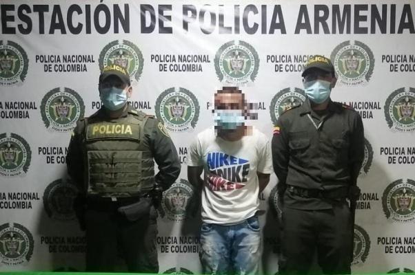 Por el delito de hurto es capturado un hombre en Armenia una persona capturada-elementos incautados