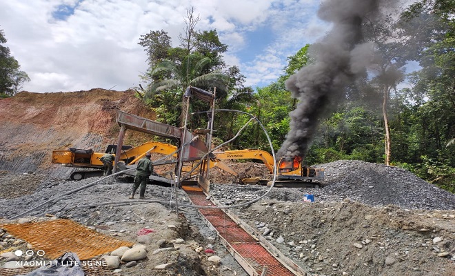 Inutilizamos en Lloró Chocó maquinaria utilizada para la minería ilegal
