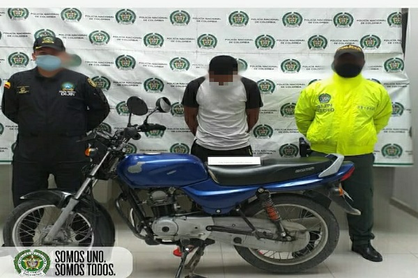 En operativos contra el hurto de motocicletas, capturamos a un hombre por falsedad marcaria En-operativos-contra-el-hurto-de-motocicletas,-capturamos-a-un-hombre-por-falsedad-marcaria