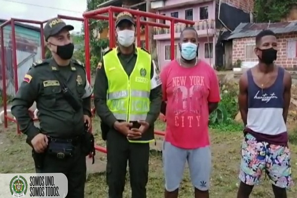 En un esfuerzo entre la comunidad y la Policía recuperamos un parque del barrio minuto de dios de Quibdó En-un-esfuerzo-entre-la-comunidad-y-la-Policía-recuperamos-un-parque-del-barrio-minuto-de-dios-de-Quibdó
