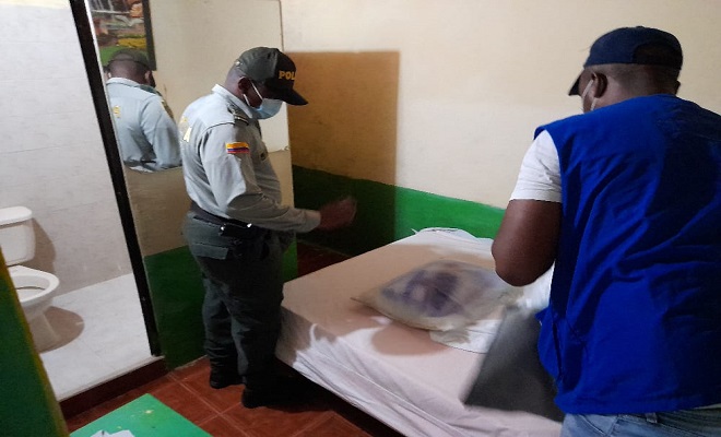 En un operador turístico de Quibdó incautamos colchones y almohadas en mal estado En un operador turístico de Quibdó incautamos colchones y almohadas en mal estado