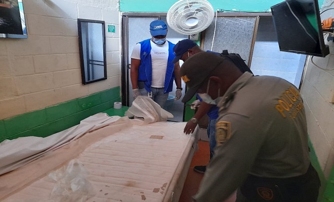 En un operador turístico de Quibdó incautamos colchones y almohadas en mal estado En un operador turístico de Quibdó incautamos colchones y almohadas en mal estado