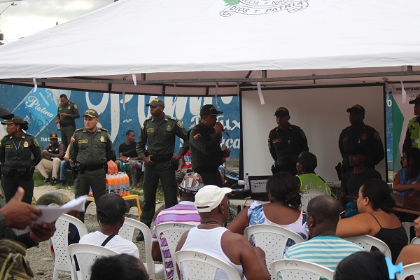 Realizamos encuentro comunitario con comunidad del barrio Reposo. Realizamos-encuentro-comunitario-con-comunidad-del-barrio-Reposo.