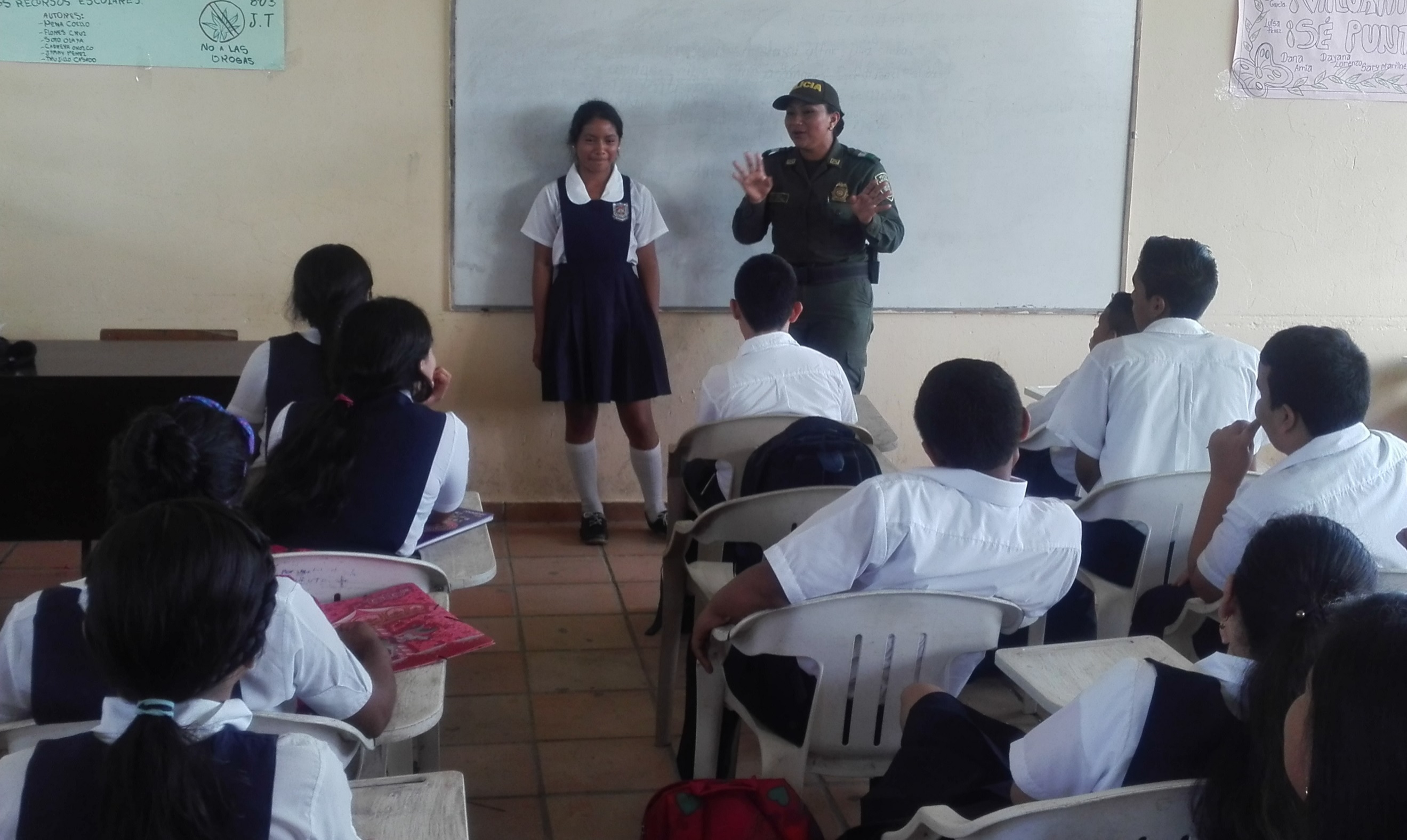 Con talleres pedagógicos se previene a la comunidad educativa sobre violencia escolar