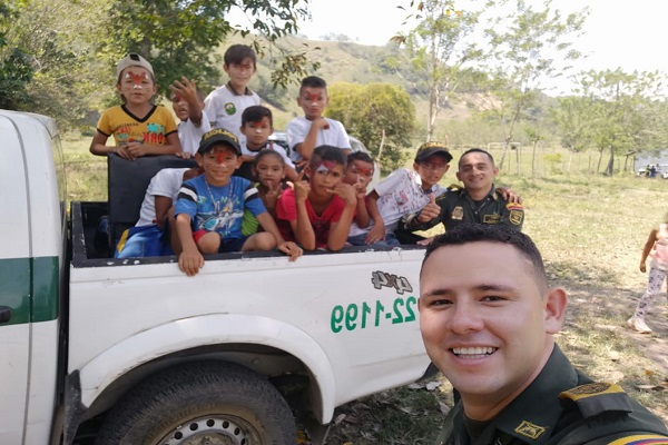 Los niños de estación Pereira ya irán a clases con todos sus elementos
