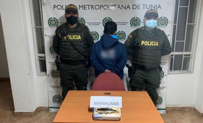 Plan 1000 contra el microtráfico 1 persona capturada-policías custodiando