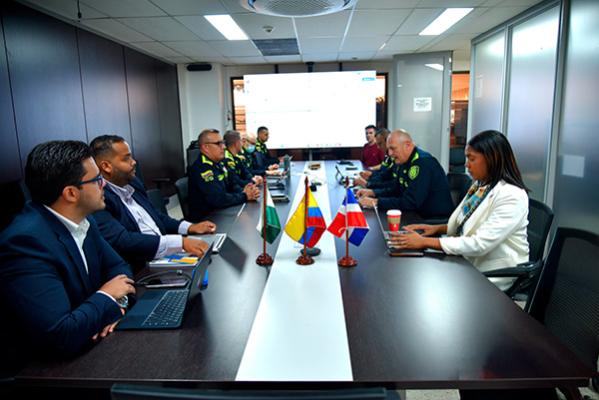 exposición a delegación República Dominicana 