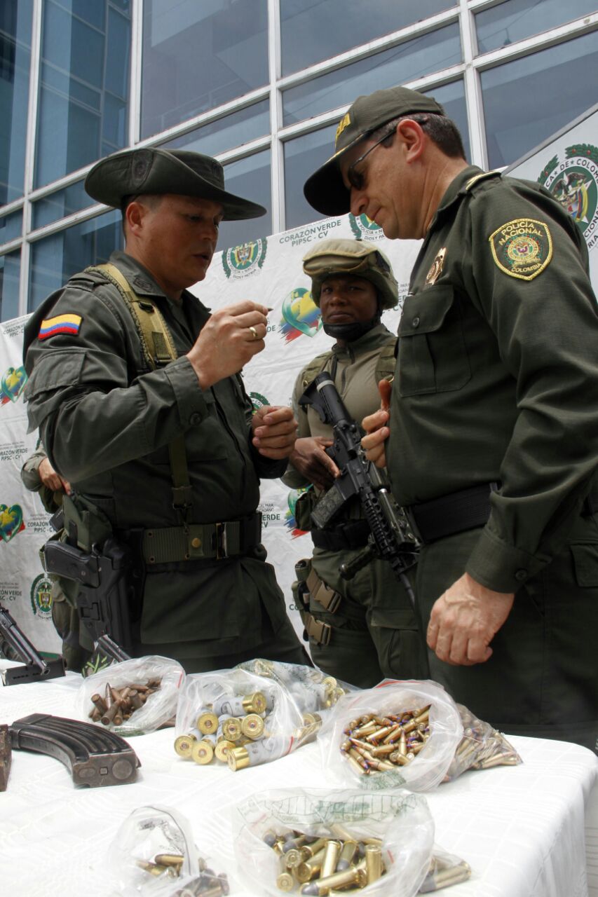 Más de 3500 cartuchos de diferentes calibres incautados Chalecos antibalas, multipropósito y visor nocturno también