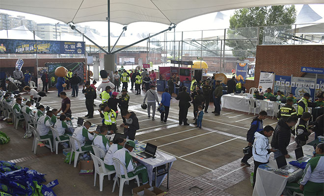 carrera-por-la-policia feria-carrera