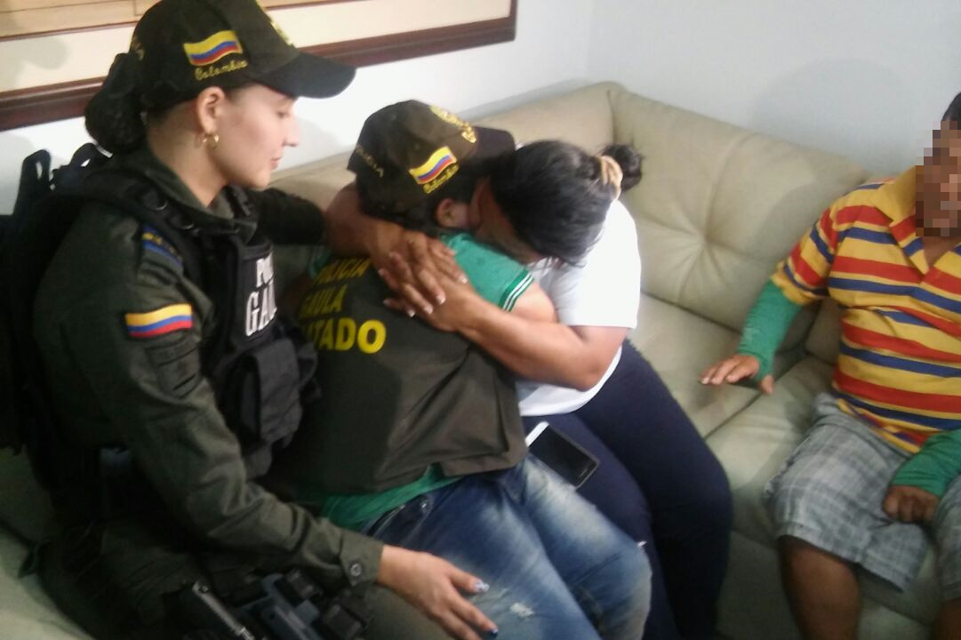 foto-presión-Policial-obliga-liberación-de-niño-secuestrado