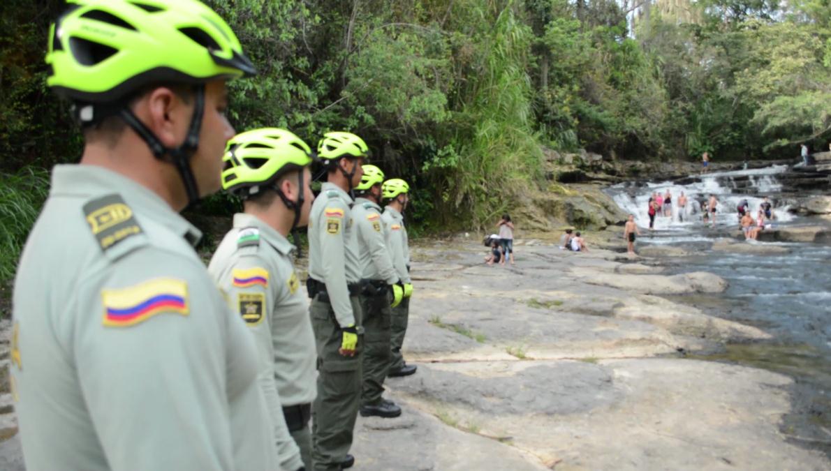 Con acciones preventivas brindamos seguridad a turistas en balnearios y piscinas Con acciones preventivas brindamos seguridad a turistas en balnearios y piscinas
