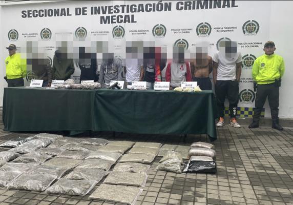 Se dedicaban a la venta de estupefacientes  Se dedicaban a la venta de estupefacientes