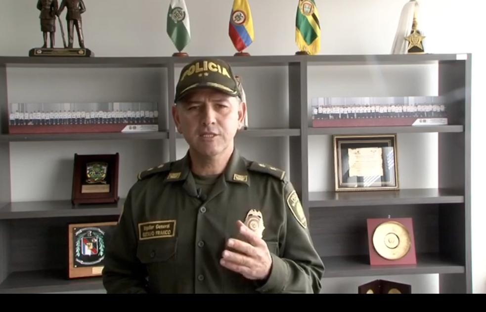 Rueda de prensa caso cigarrillos Bogotá