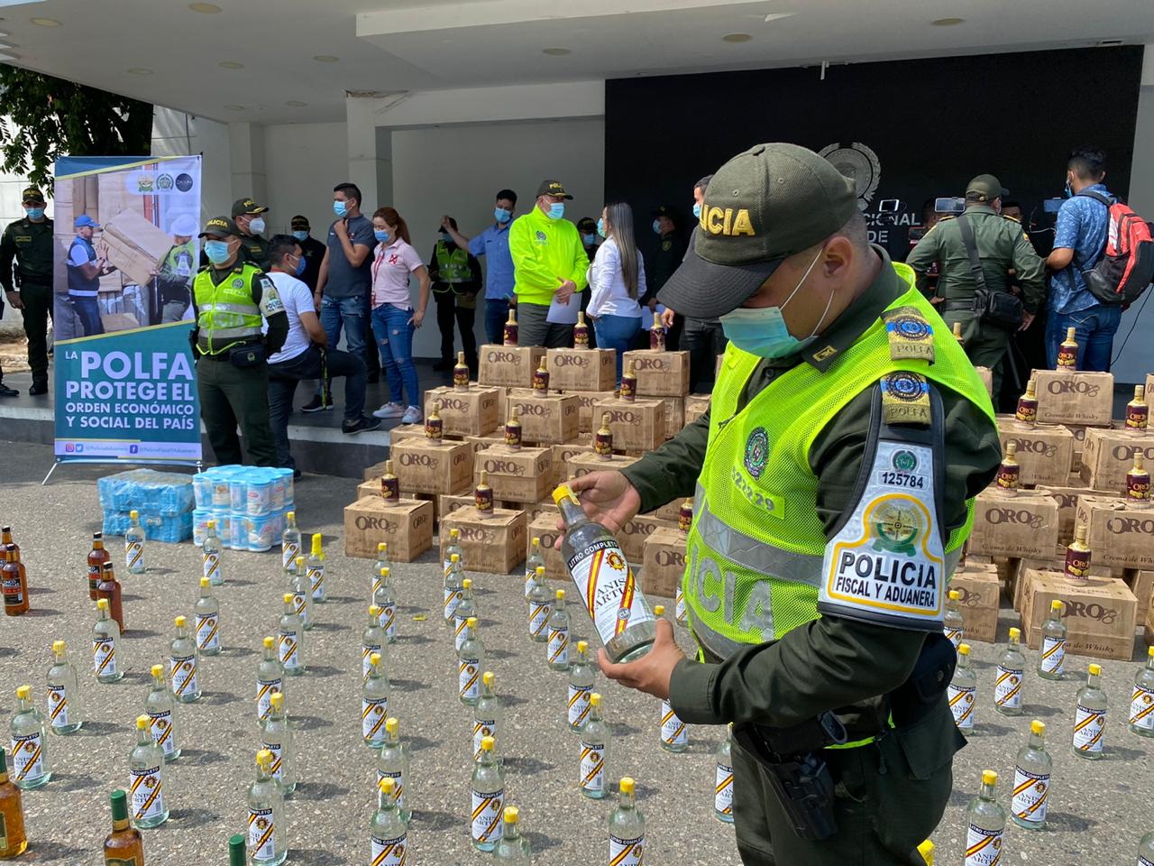 Contrabando- de- licores