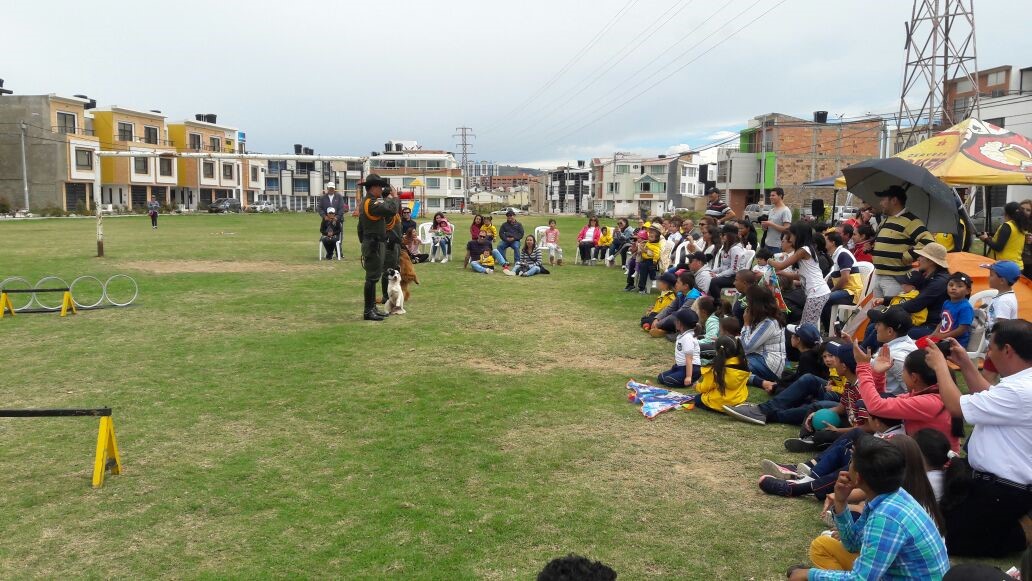 guias-caninos-policia-tunja guias-caninos