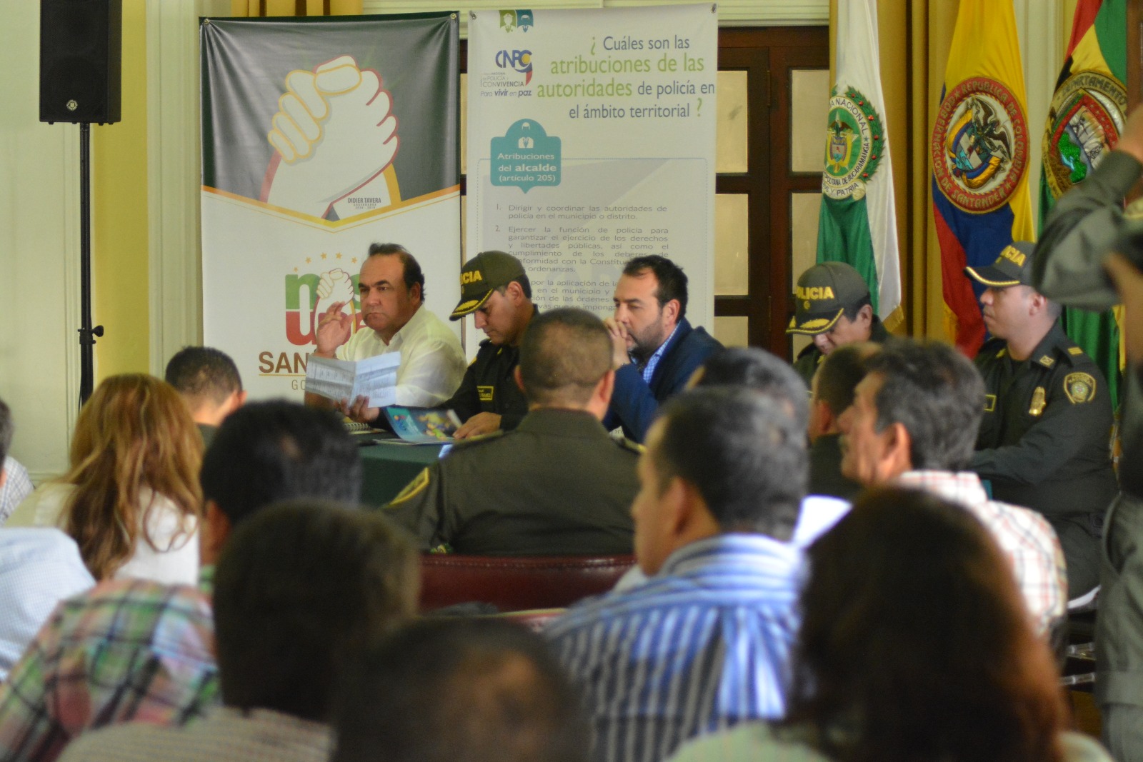 Gustavo Franco en lanzamiento departamental del Código Policía- Santander Gustavo Franco en lanzamiento departamental del Código Policía- Santander