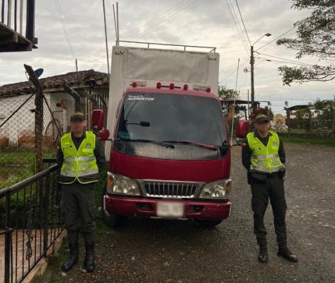 Controles permanentes en defensa de los bienes de los ciudadanos en Pereira, Dosquebradas y La Virginia Incautación de un vehículo en la variante la romelia pollo