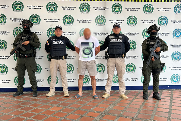fotograf&iacute;a del capturado solicitado por mexico INTERPOL