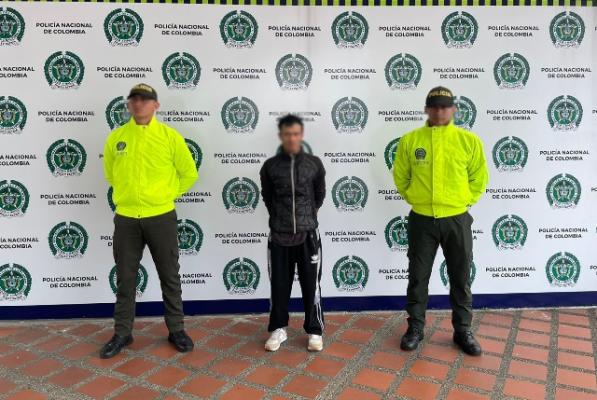 Capturado por porte ilegal de armas de fuego barrio los lirios Las capturas fueron ejecutadas en los barrios nuevo milenio, los lirios y el remanso