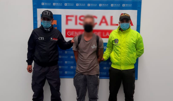 Los hechos se presentaron al interior de un establecimiento comercial en el mes de septiembre del año 2021. Los hechos se presentaron al interior de un establecimiento comercial en el mes de septiembre del año 2021.