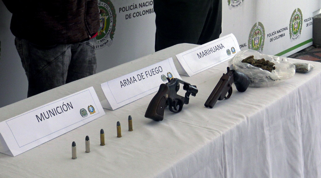 Capturamos-un-hombre-y-una-mujer-con-armas-de-fuego-en-la-ciudad-de-Pereira Mediante-diligencias-de-registro-y-allanamiento-se-ejecutaron-las-actividades-operacionales
