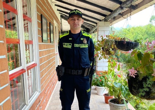 Mauricio Cárdenas, un héroe para sus hijos y un policía que siempre estará al servicio de la comunidad  Intendente de la Policía