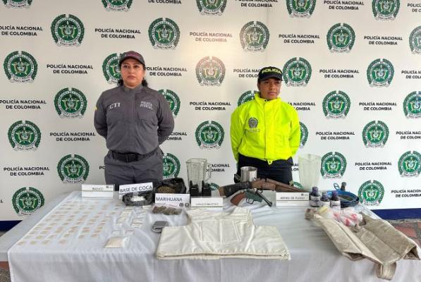 Al interior de una vivienda de la comuna Villa Santana son encontrados varios elementos ilícitos Al interior de una vivienda de la comuna Villa Santana son encontrados varios elementos ilícitos