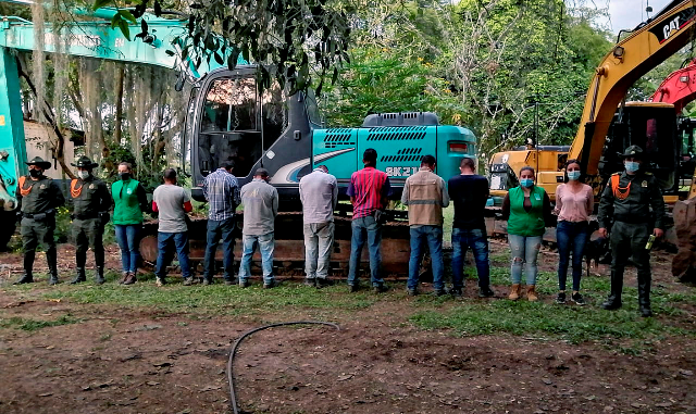 Ejecutamos-la-operación-Jaguar-en-el-área-metropolitana-de-Pereira Capturamos-siete-hombres-por-daños-en-los-recursos-naturales-en-el-área-metropolitana-de-Pereira