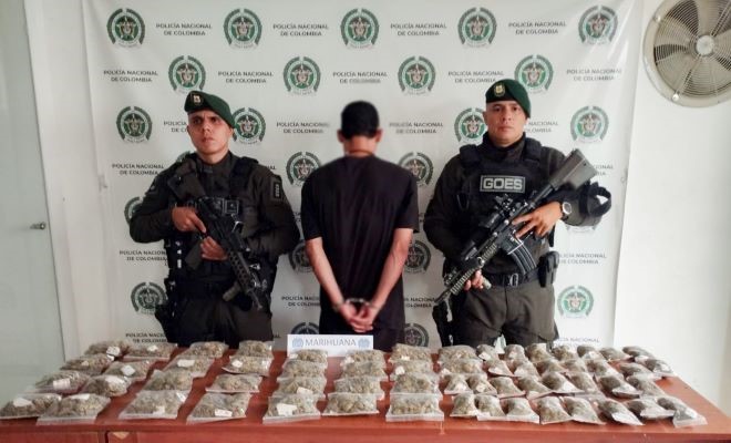 En el barrio Alejandra del municipio de Dosquebradas, es capturado una persona con marihuana Gracias a los controles permanentes en vía públicas, fue posible esta importante actividad operacional